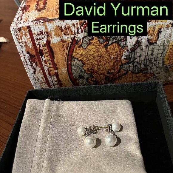D̲a̲v̲i̲d̲ ̲Y̲u̲r̲m̲a̲n̲ Pearl Earrings - Picture 1 of 5